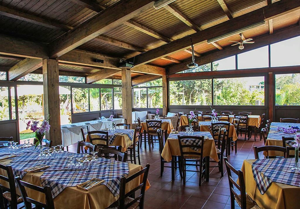 Sicily & Alloggio per agriturismo *